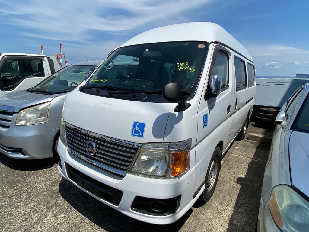 2010 NISSAN CARAVAN BUS